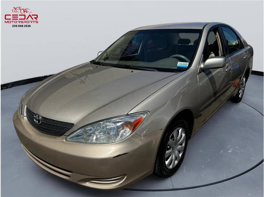 2004 Toyota Camry LE FWD