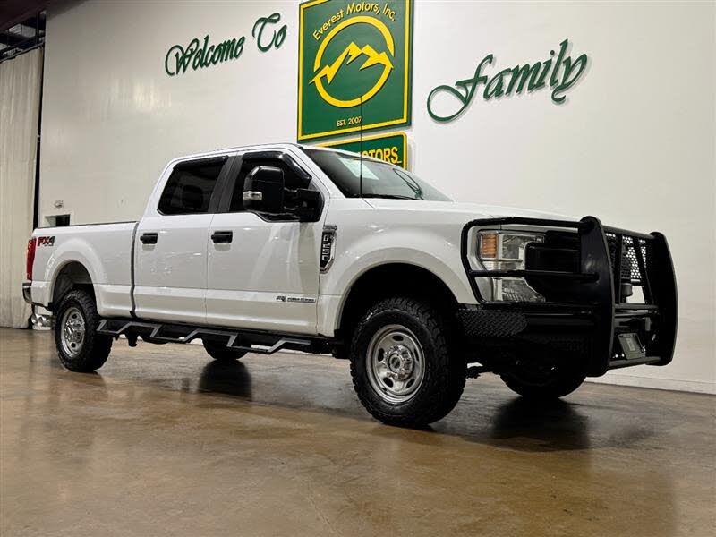 2022 Ford F-250 Super Duty XL Crew Cab 4WD