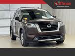 Nissan Pathfinder SL 4WD