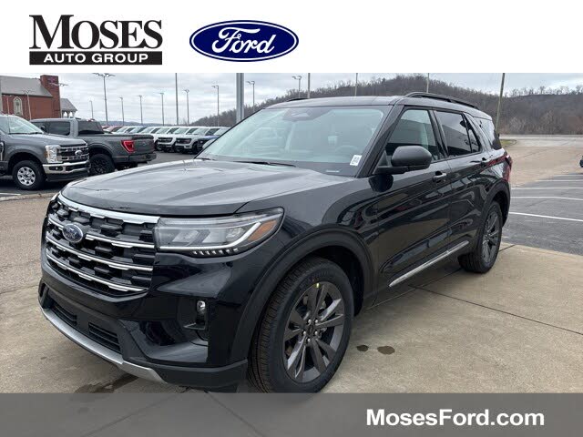 2025 Ford Explorer Active AWD