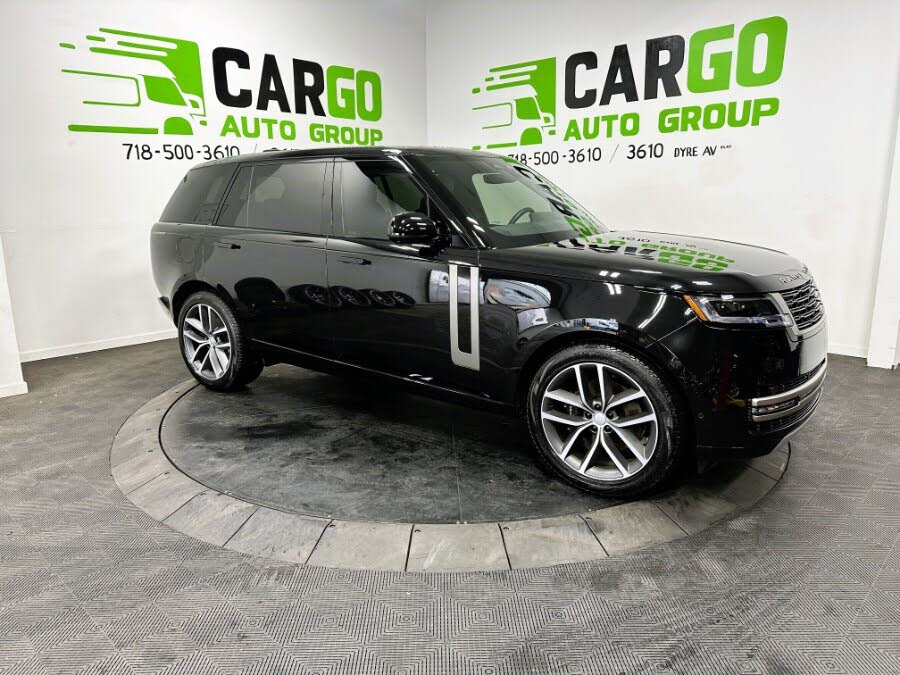 2025 Land Rover Range Rover P400 SE LWB AWD