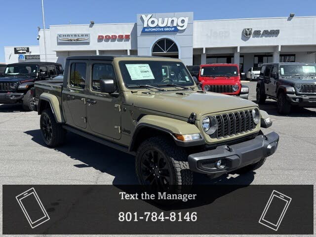 2025 Jeep Gladiator NightHawk Crew Cab 4WD