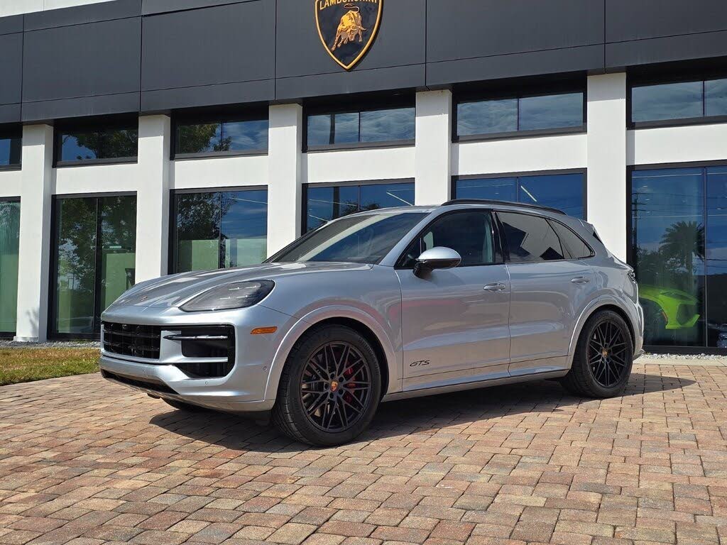 2025 Porsche Cayenne GTS AWD