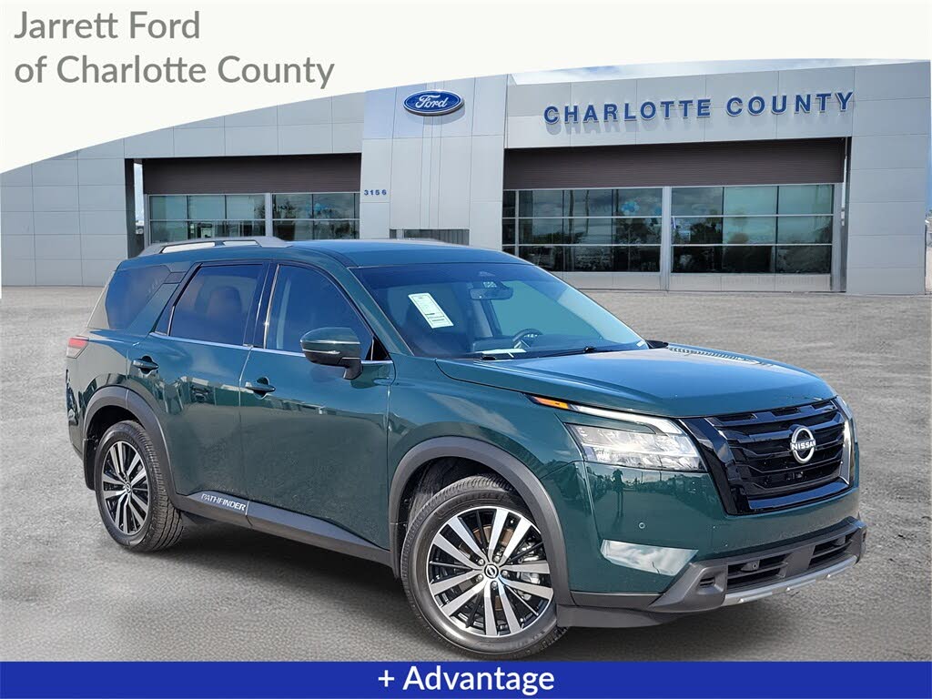 2024 Nissan Pathfinder SL 4WD