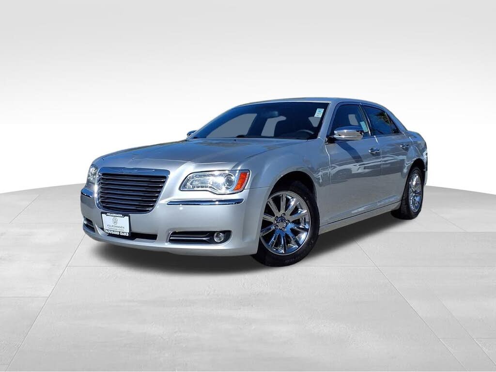 2012 Chrysler 300 Limited RWD