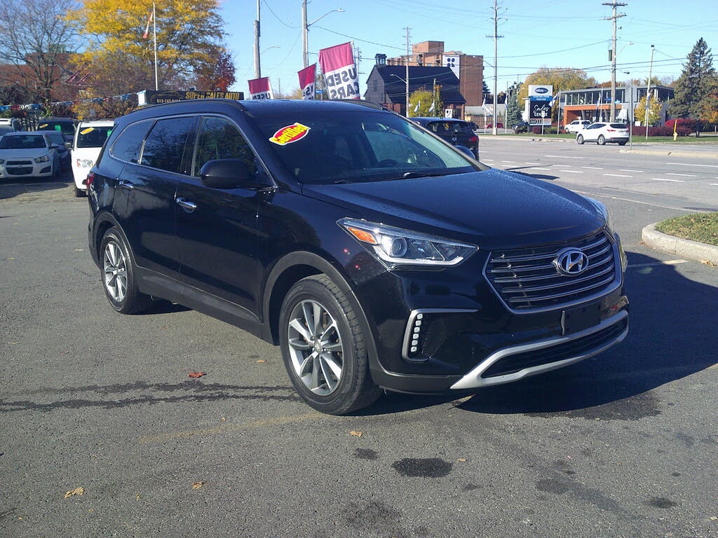 2017 Hyundai Santa Fe XL Base