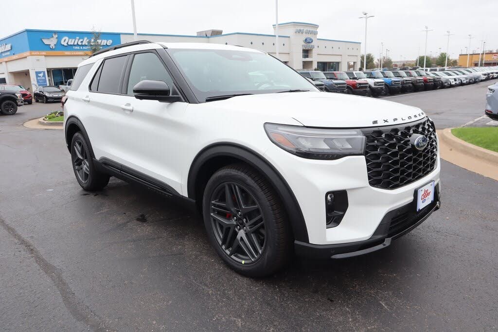 2026 Ford Explorer ST AWD