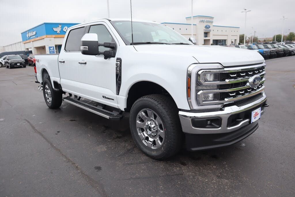 2026 Ford F-250 Super Duty Lariat Crew Cab 4WD