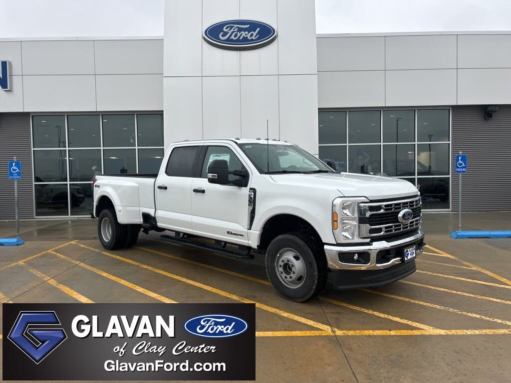 2026 Ford F-350 Super Duty XLT Crew Cab LB DRW 4WD