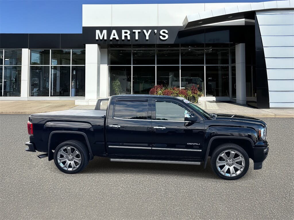 2018 GMC Sierra 1500 Denali Crew Cab 4WD