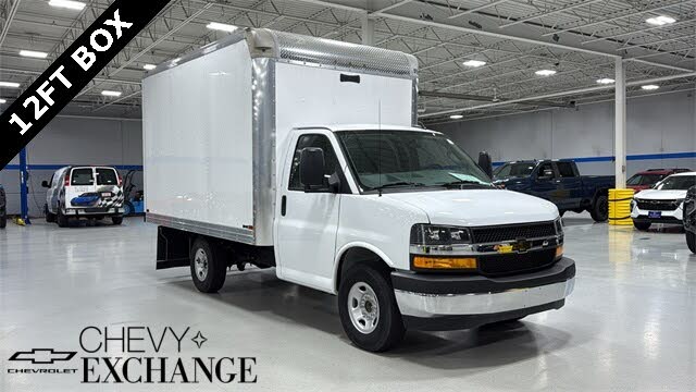 2025 Chevrolet Express Chassis 3500 Cutaway 139