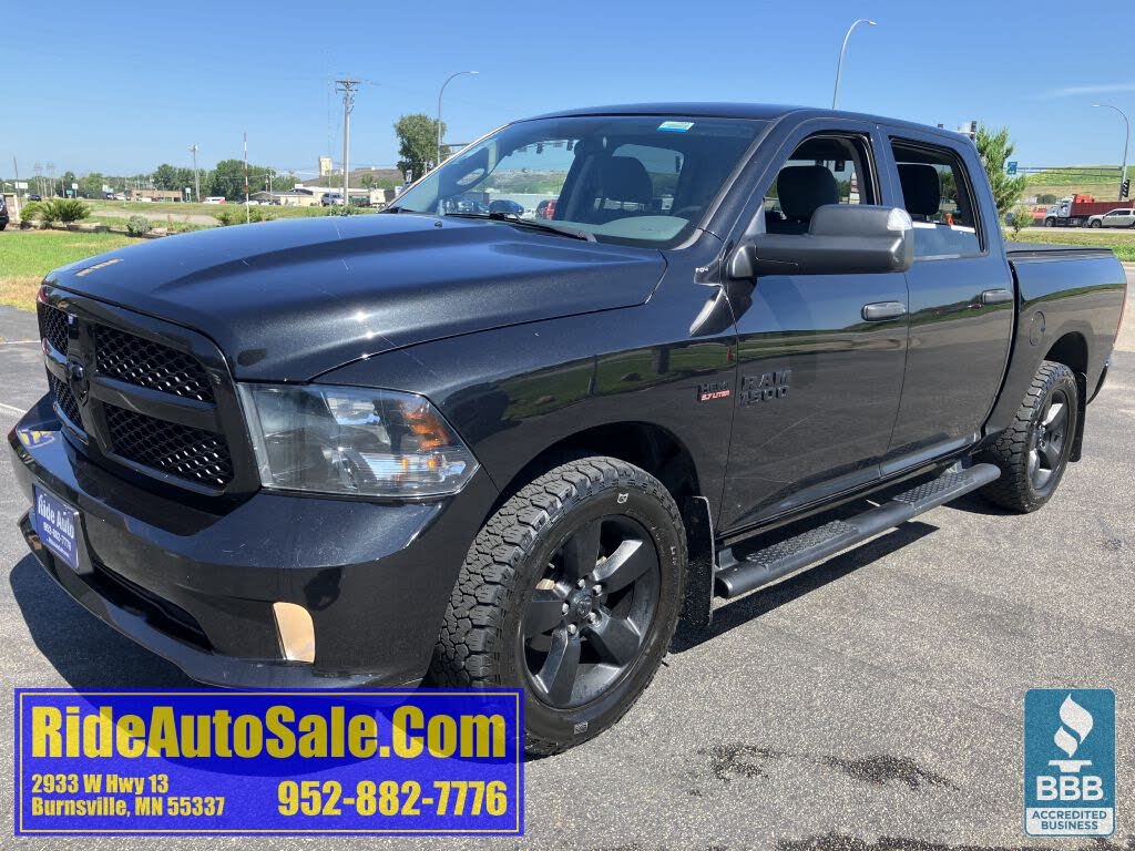 2018 RAM 1500 Express Crew Cab 4WD