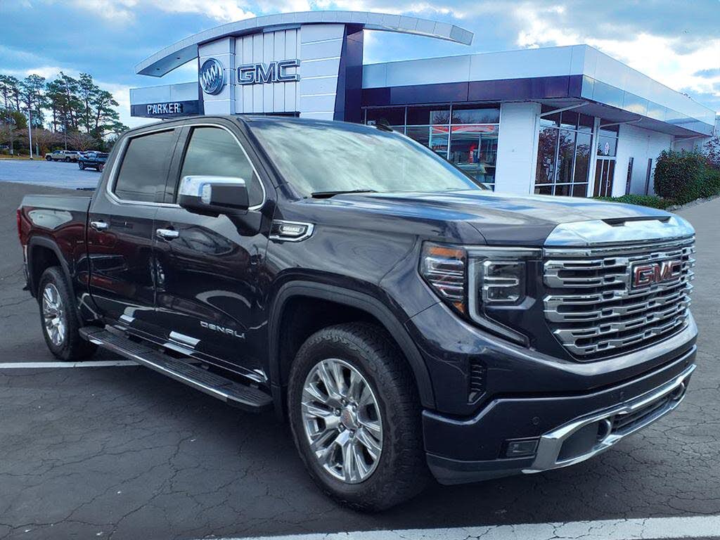 2022 GMC Sierra 1500 Denali Crew Cab 4WD