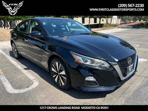 Nissan Altima 2.5 SV FWD