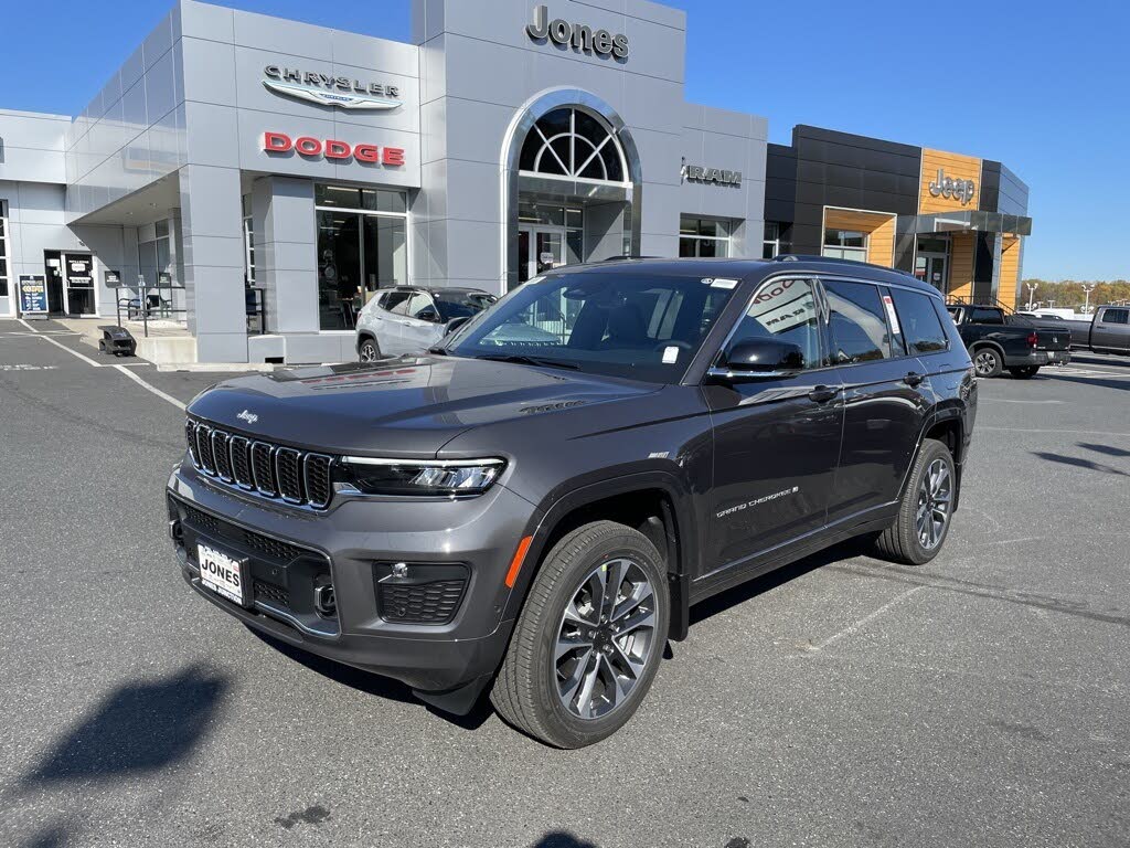 2025 Jeep Grand Cherokee L Overland 4WD