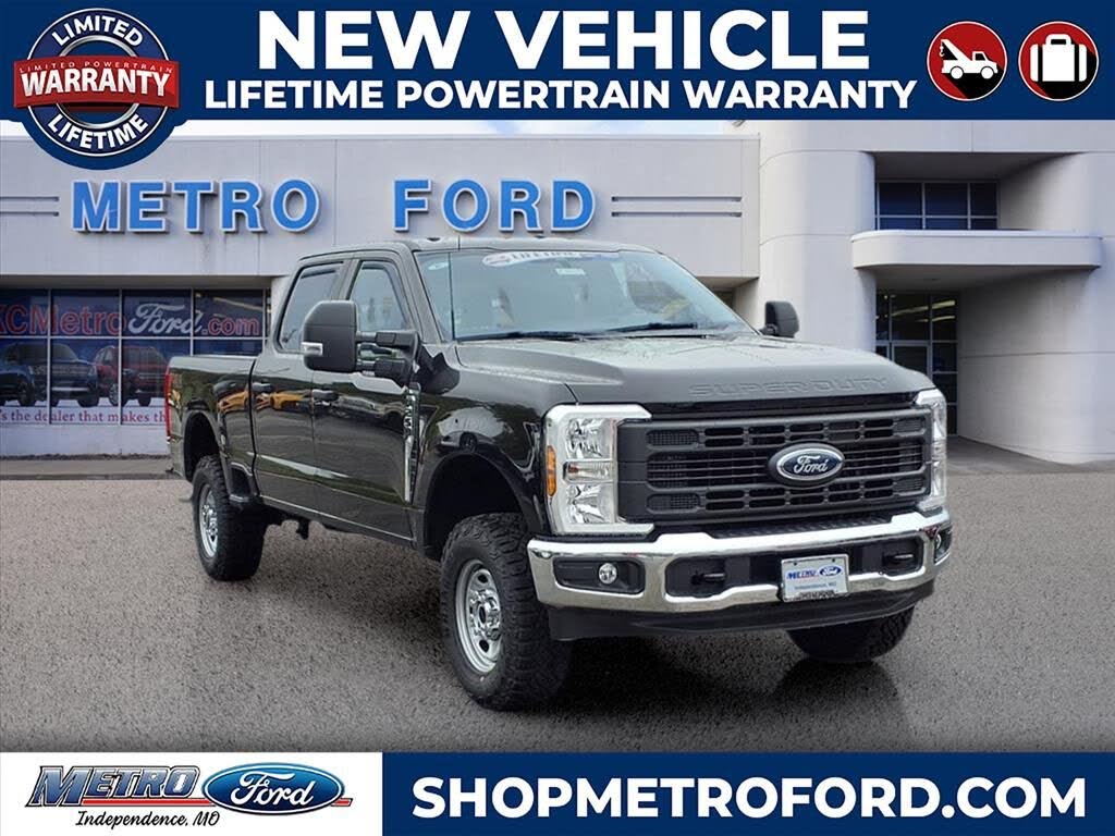 2026 Ford F-250 Super Duty XL Crew Cab 4WD