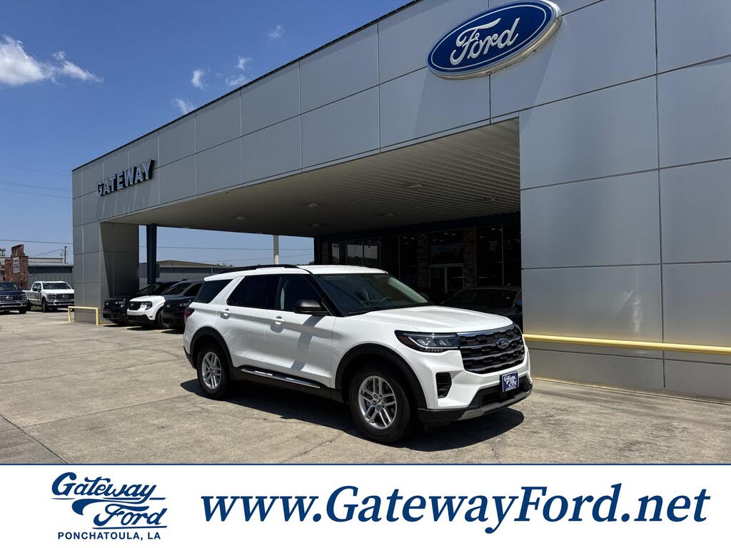 2025 Ford Explorer Active RWD