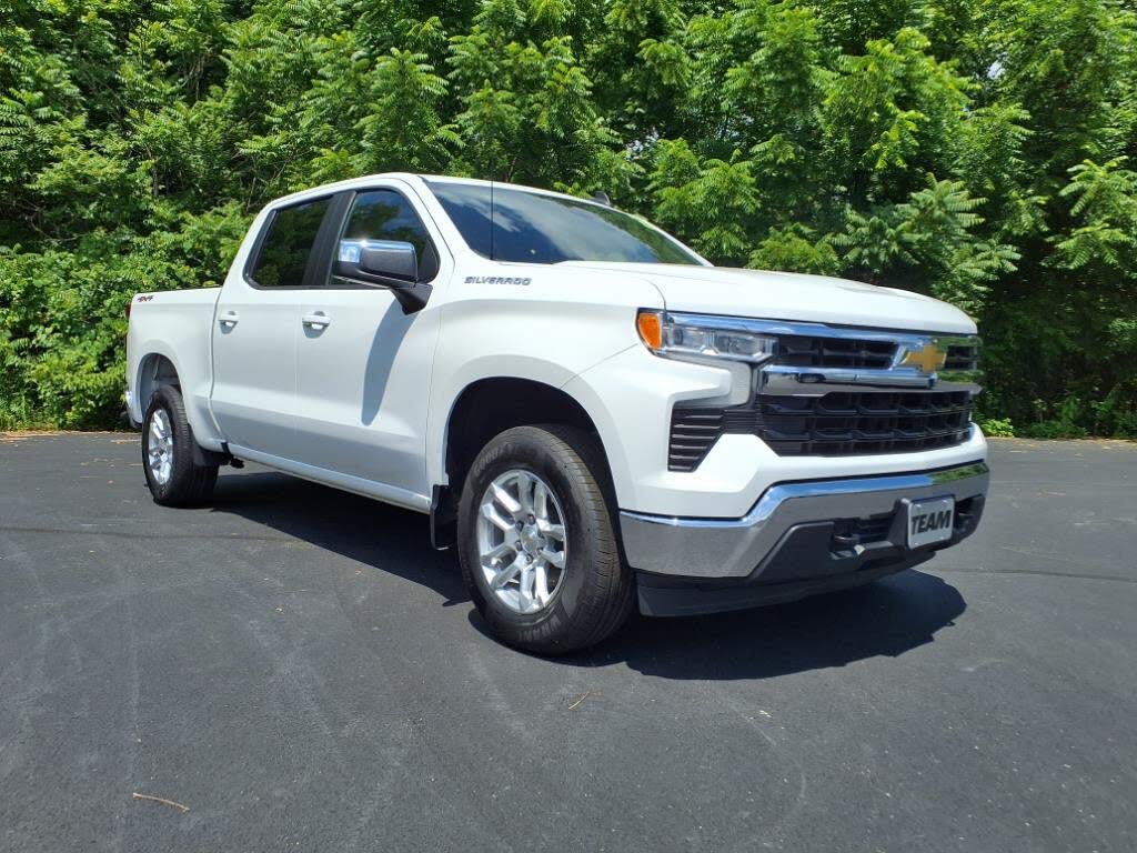 2023 Chevrolet Silverado 1500 LT Crew Cab 4WD