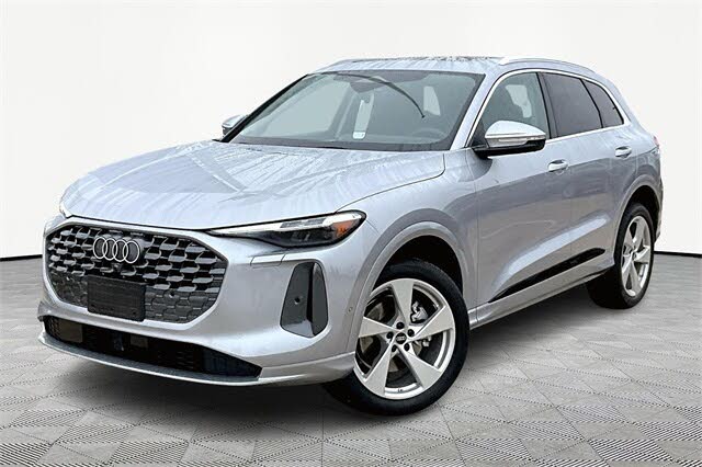 2025 Audi Q5 quattro Premium Plus 40 TFSI