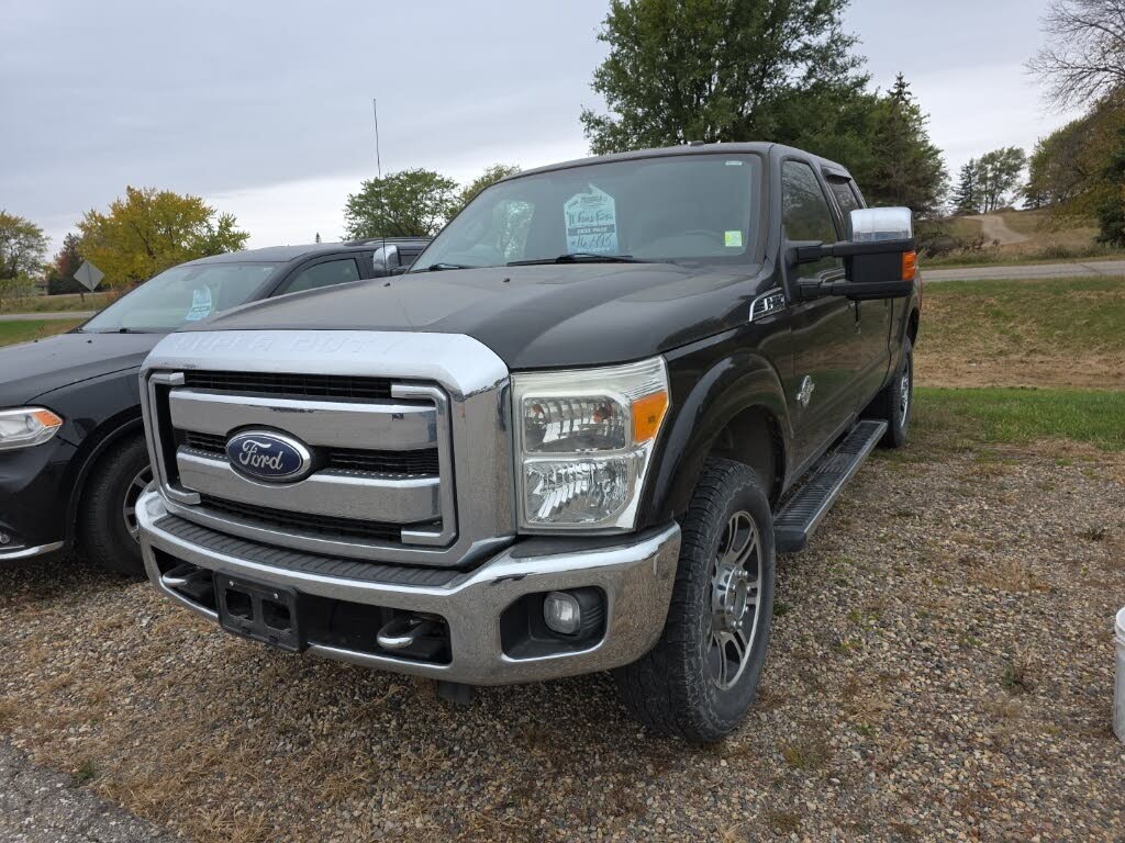 2011 Ford F-250 Super Duty Lariat Crew Cab 4WD