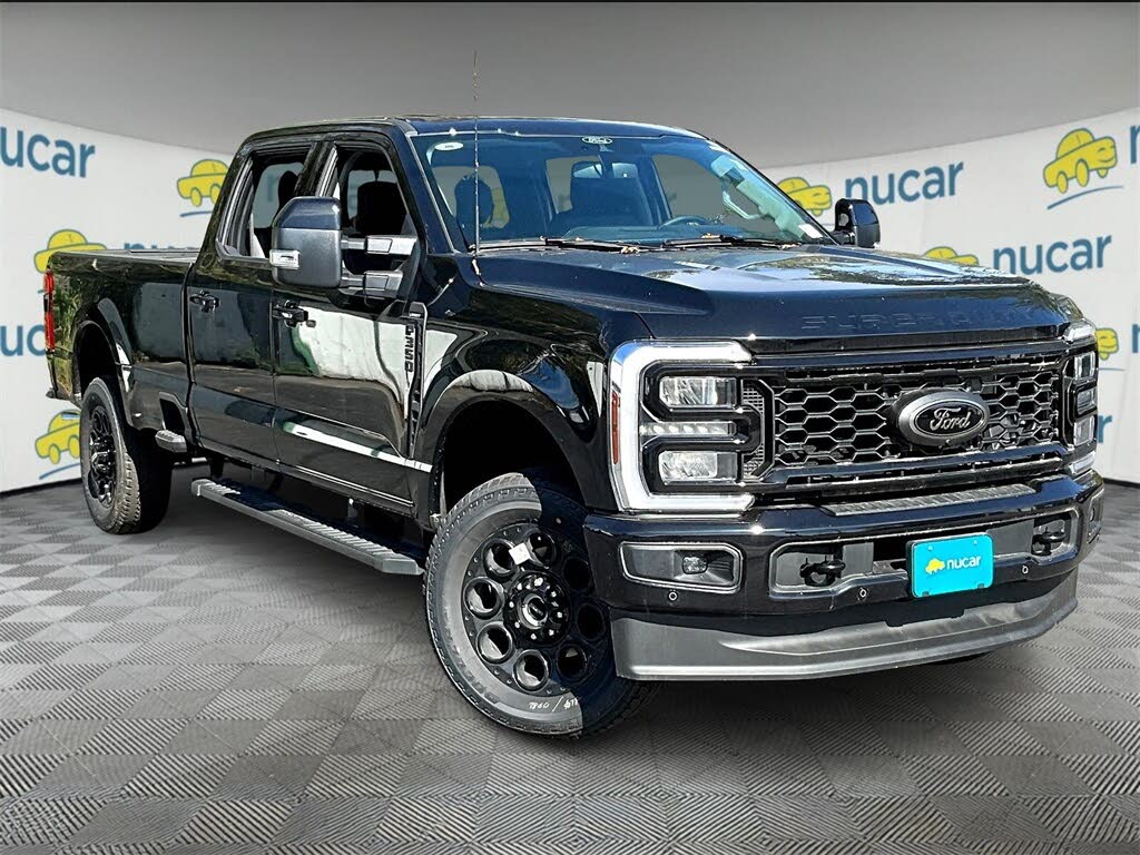 2025 Ford F-350 Super Duty Lariat Crew Cab 4WD