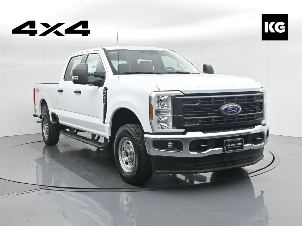 2026 Ford F-250 Super Duty XL Crew Cab 4WD