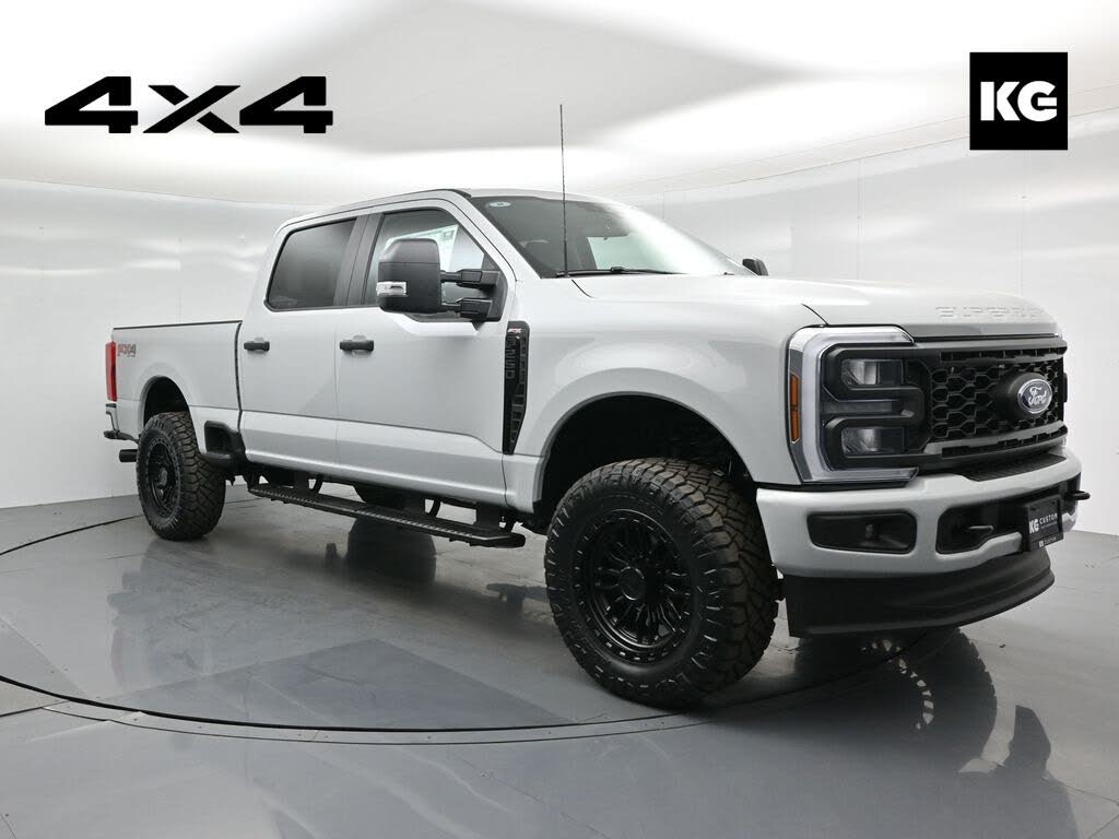 2026 Ford F-250 Super Duty XL Crew Cab 4WD