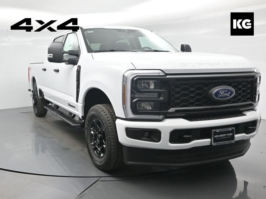 2026 Ford F-250 Super Duty XL Crew Cab 4WD