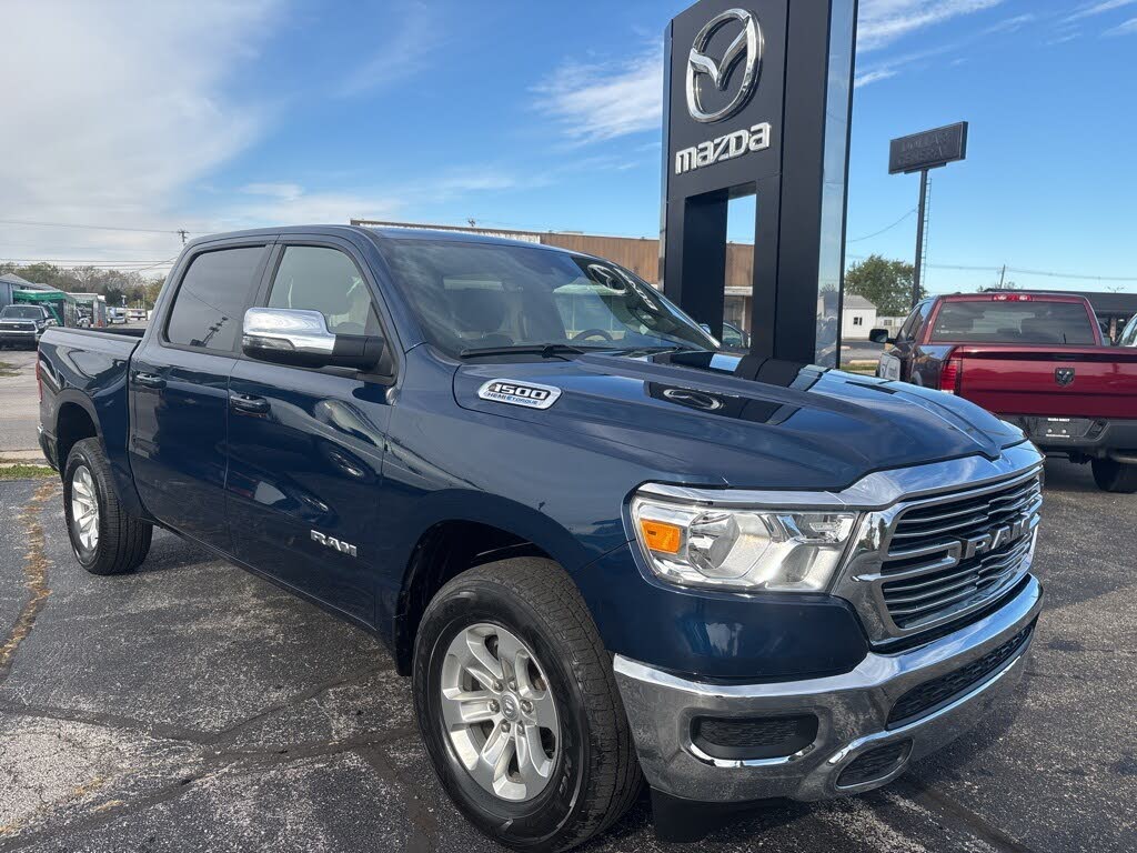2024 RAM 1500 Laramie Crew Cab 4WD