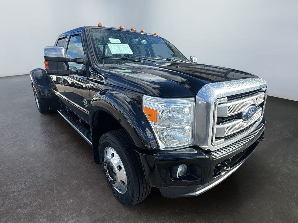 2016 Ford F-450 Super Duty Platinum Crew Cab LB DRW 4WD