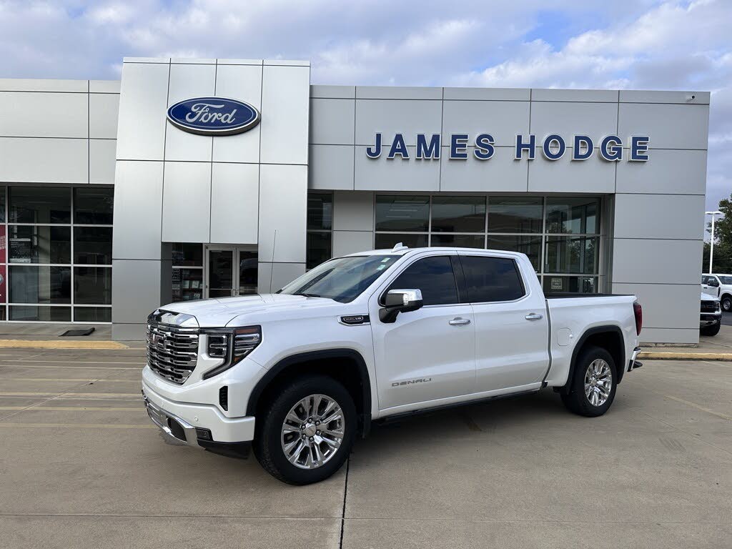 2023 GMC Sierra 1500 Denali Crew Cab 4WD