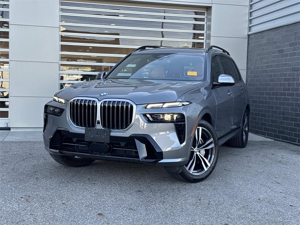 2025 BMW X7 xDrive40i AWD