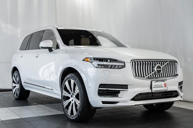 2024 Volvo XC90 Recharge T8 Ultimate Bright Theme 7-Passenger eAWD