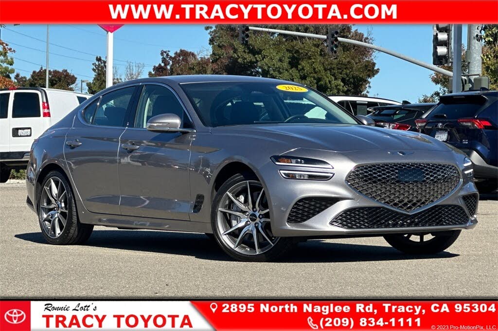 2025 Genesis G70 2.5T Standard RWD