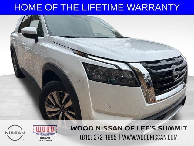 2025 Nissan Pathfinder SL 4WD