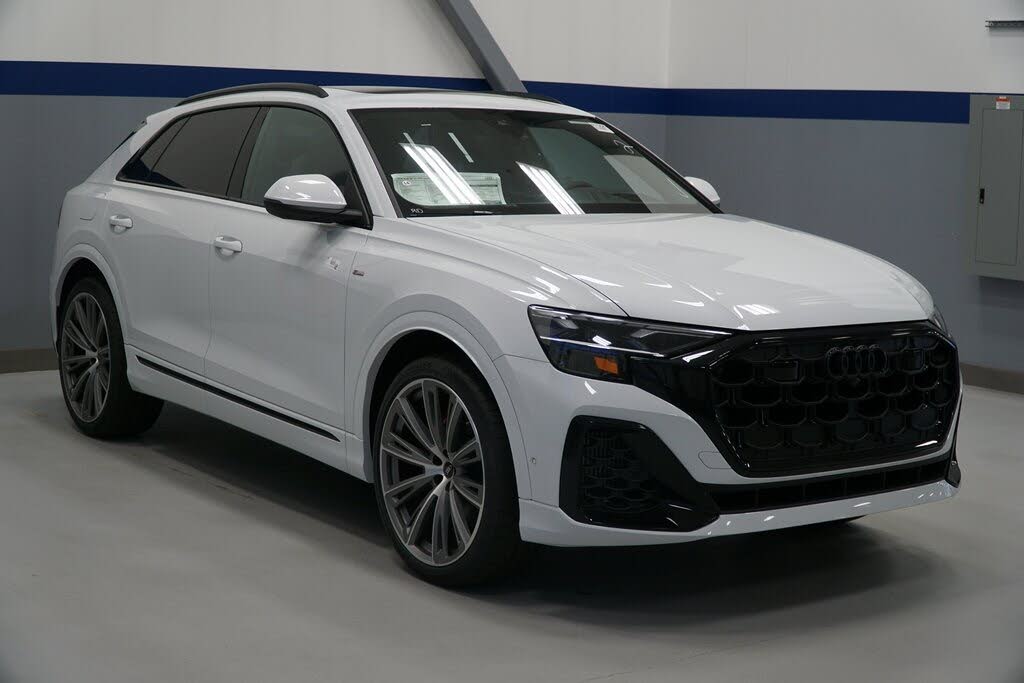 2026 Audi Q8