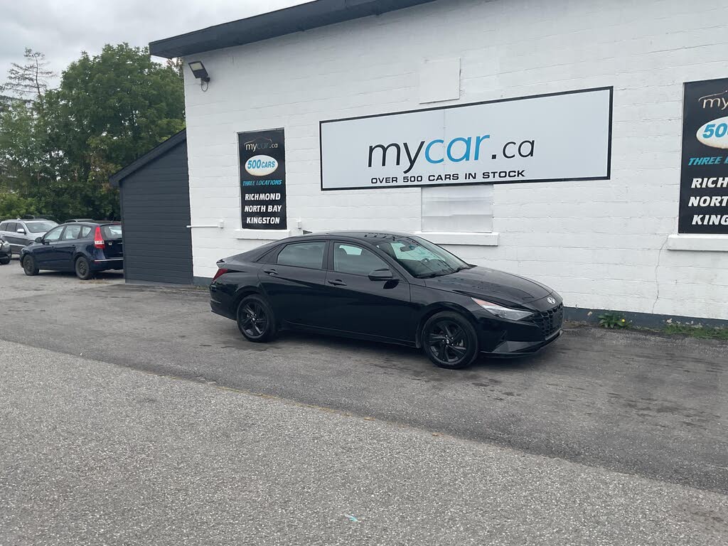 2023 Hyundai Elantra Preferred FWD