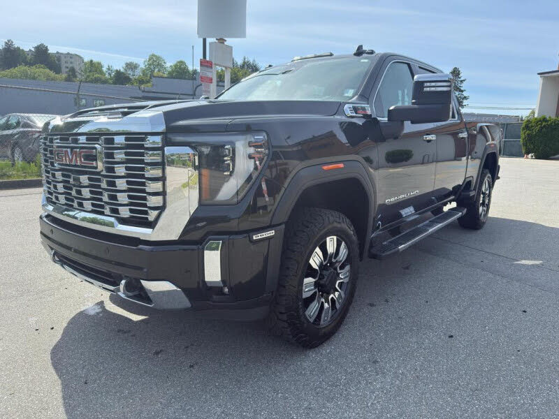 2024 GMC Sierra 3500HD Denali Crew Cab 4WD