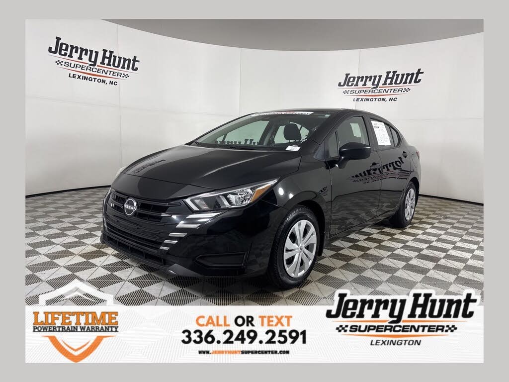 2024 Nissan Versa S FWD