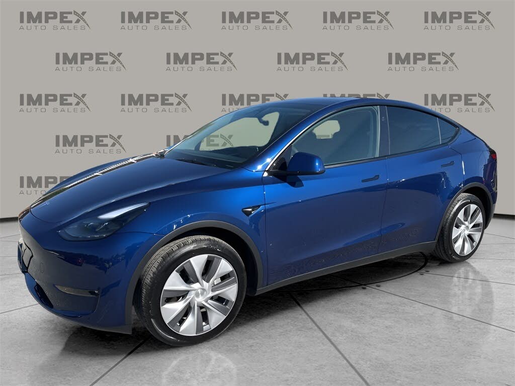 2023 Tesla Model Y RWD