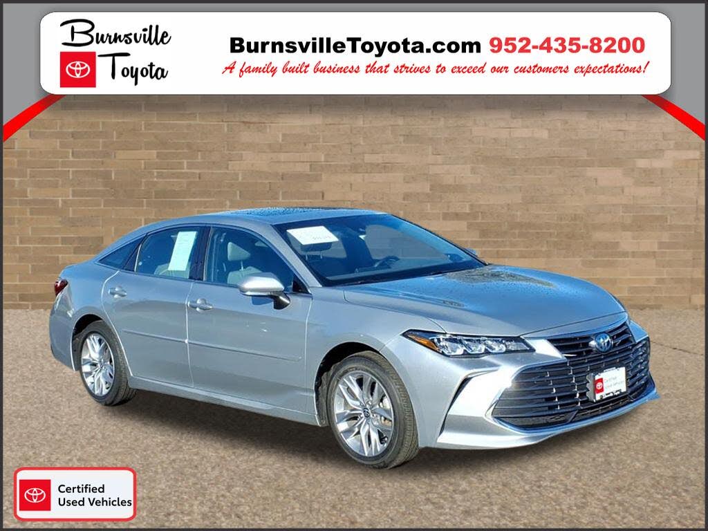2022 Toyota Avalon Hybrid XLE FWD