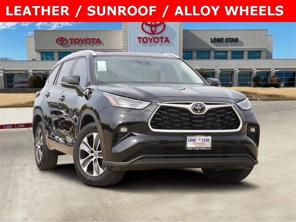 2023 Toyota Highlander XLE FWD