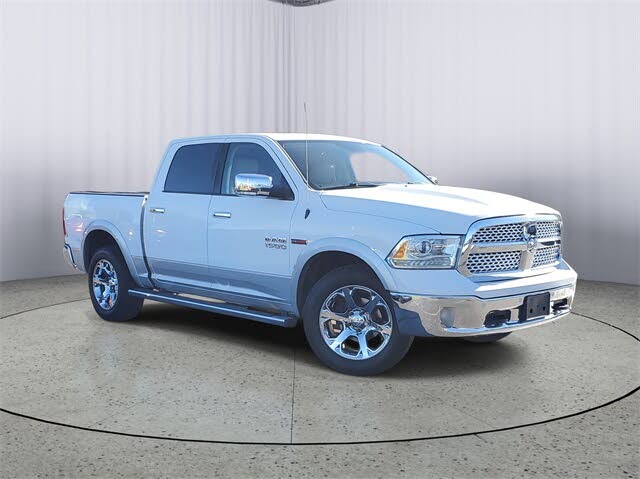 2015 RAM 1500 Laramie Crew Cab 4WD