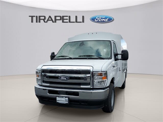 2026 Ford E-Series Chassis E-350 SD Cutaway 138 RWD