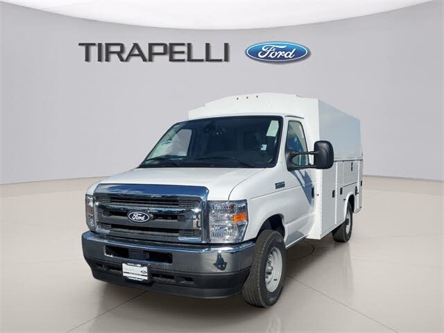 2026 Ford E-Series Chassis E-350 SD Cutaway 138 RWD