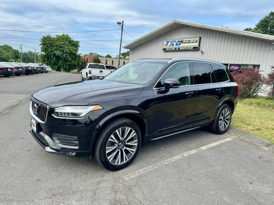 2020 Volvo XC90 T6 Momentum 7-Passenger AWD