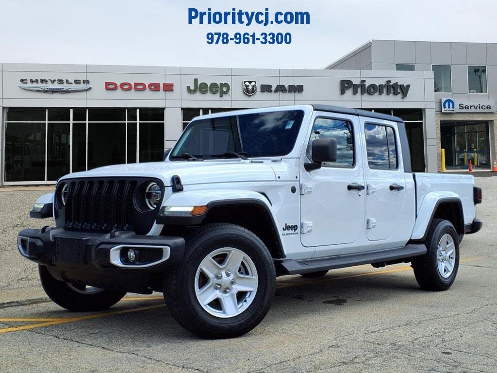 2022 Jeep Gladiator Sport Crew Cab 4WD