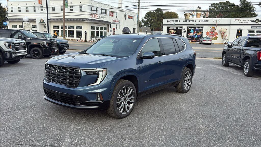 2026 GMC Acadia Denali Ultimate FWD