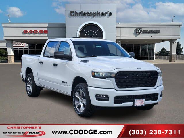 2026 RAM 1500 Express Crew Cab 4WD