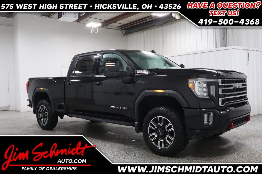 2022 GMC Sierra 2500HD AT4 Crew Cab 4WD